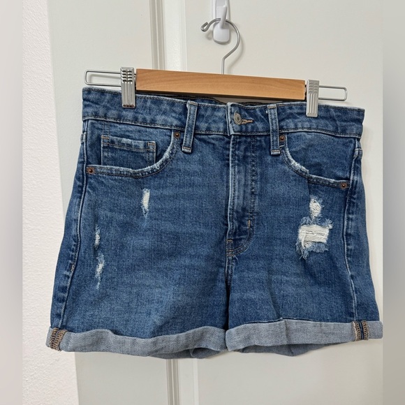 Old Navy High Rise Woman Denim Jeans - Picture 1 of 3